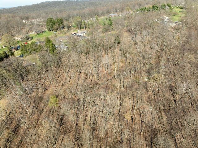 221 Malvina Ln, Unity Twp, PA 15650