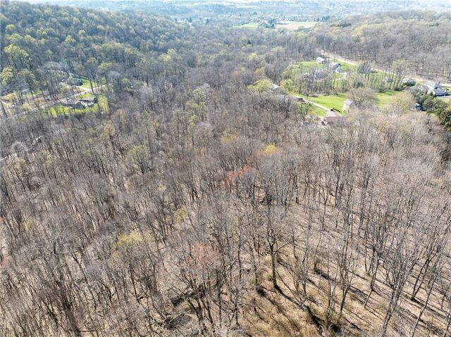 221 Malvina Ln, Unity Twp, PA 15650