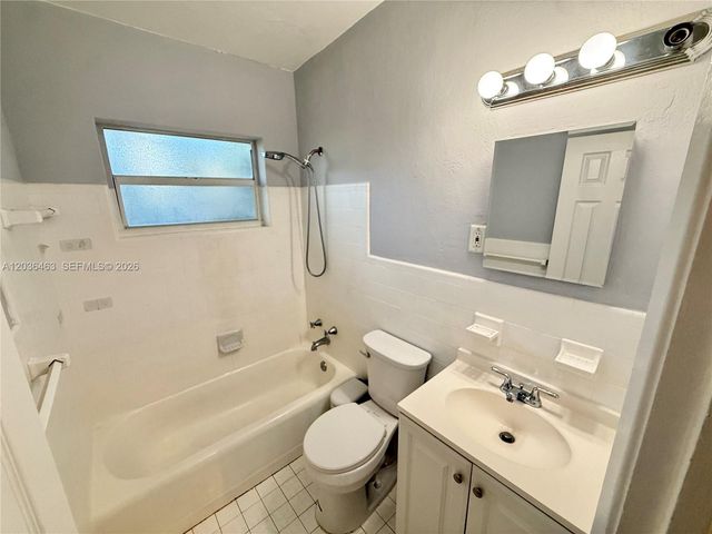 2503 NW 5th Ave 1, Wilton Manors, FL 33311
