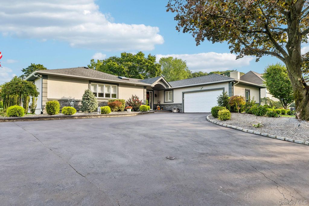 5 Corwin Court, Dix Hills, NY 11746 — exterior