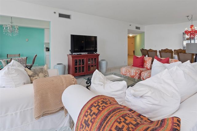 9455 Collins Ave 409, Surfside, FL 33154