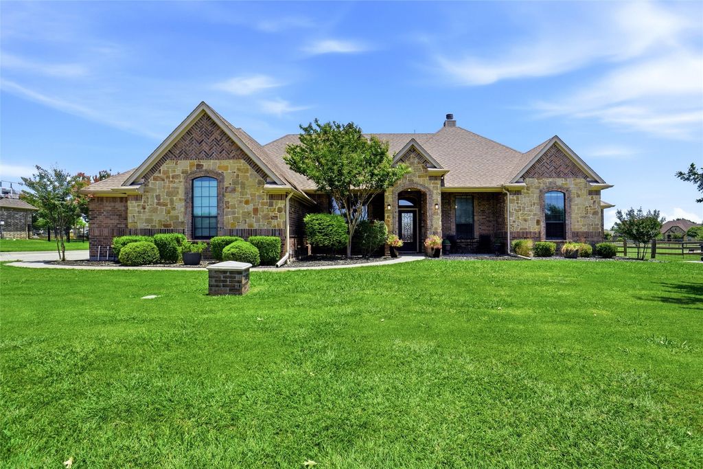14216 Lucille Drive, Newark, TX 76071