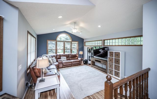 10060 208th Street W, Lakeville, MN 55044