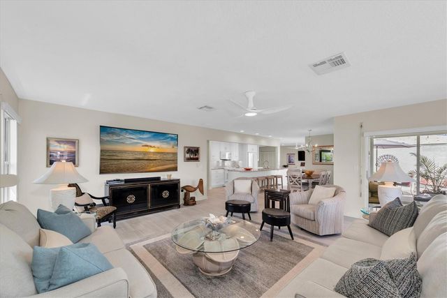 7410 9TH AVENUE W 7410, Bradenton, FL 34209