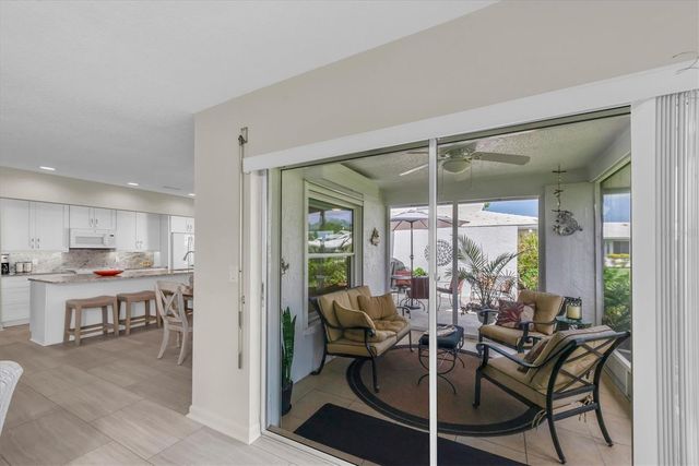 7410 9TH AVENUE W 7410, Bradenton, FL 34209