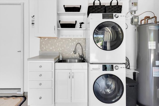 7410 9TH AVENUE W 7410, Bradenton, FL 34209