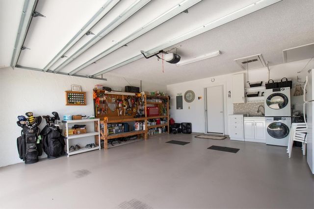 7410 9TH AVENUE W 7410, Bradenton, FL 34209