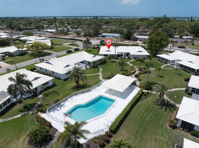 7410 9TH AVENUE W 7410, Bradenton, FL 34209