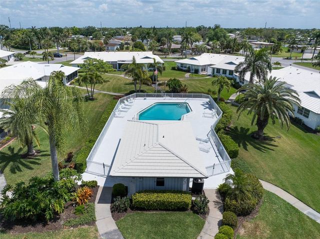 7410 9TH AVENUE W 7410, Bradenton, FL 34209