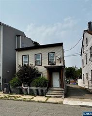 51 Ryle Avenue, Paterson, NJ 07522