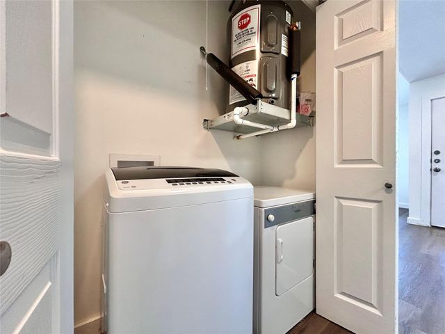 6409 Burns ST 305, Austin, TX 78752