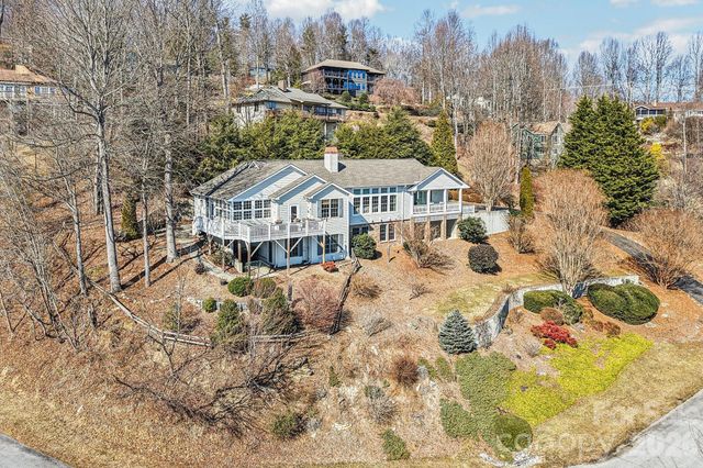 209 Rowland Drive, Laurel Park, NC 28739