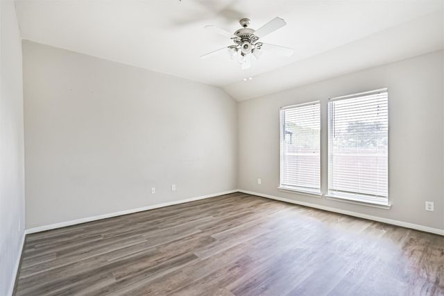 1726 Village Townhome Drive, Pasadena, TX 77504