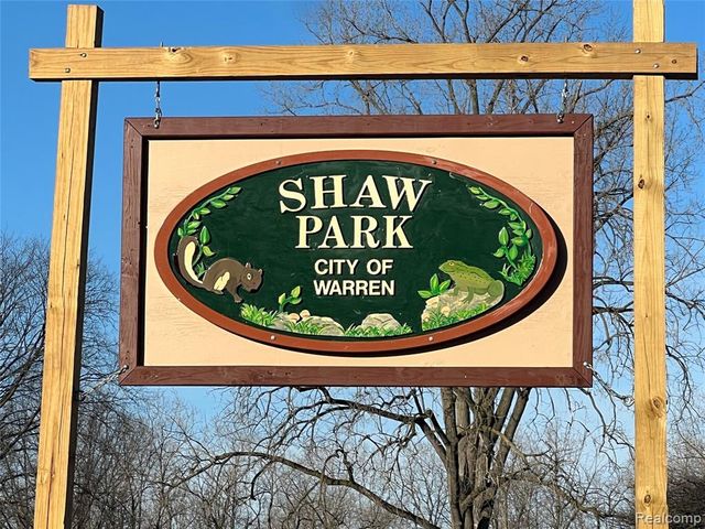 3039 Pearl Avenue, Warren, MI 48091