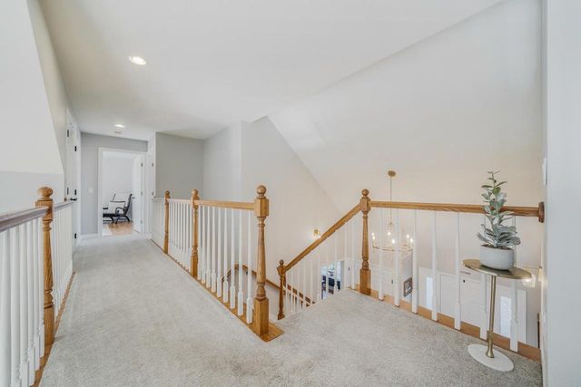 2416 WOODLAND TERRACE, Neenah, WI 54956