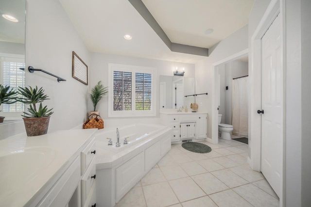 2416 WOODLAND TERRACE, Neenah, WI 54956