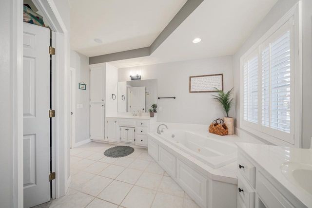 2416 WOODLAND TERRACE, Neenah, WI 54956