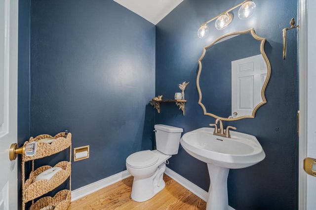 2416 WOODLAND TERRACE, Neenah, WI 54956