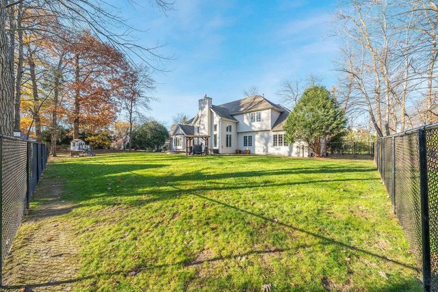 2416 WOODLAND TERRACE, Neenah, WI 54956