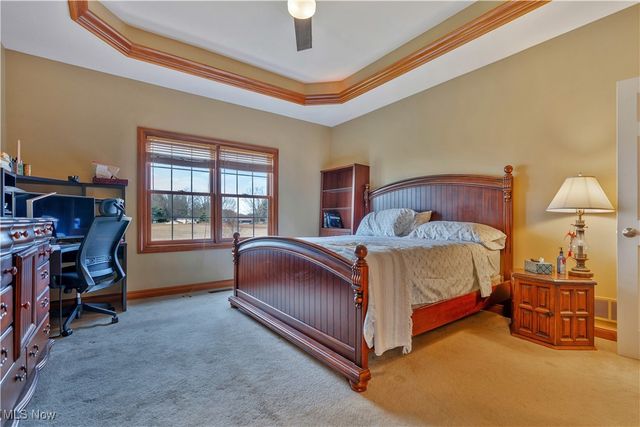 8487 Sandbridge Street NW, Massillon, OH 44646