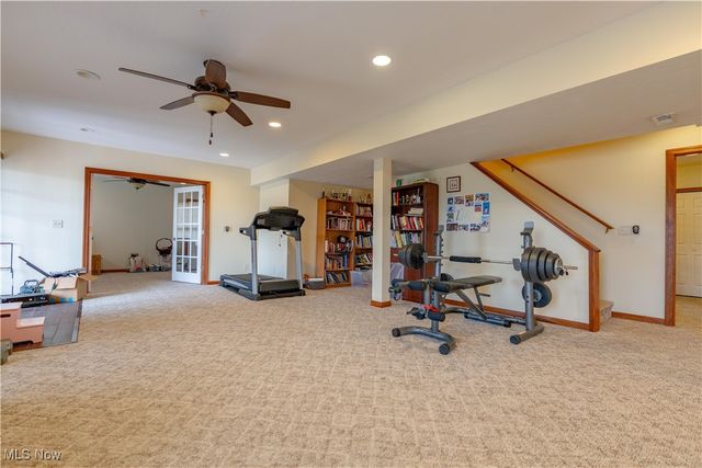 8487 Sandbridge Street NW, Massillon, OH 44646