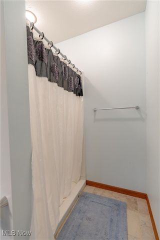 8487 Sandbridge Street NW, Massillon, OH 44646