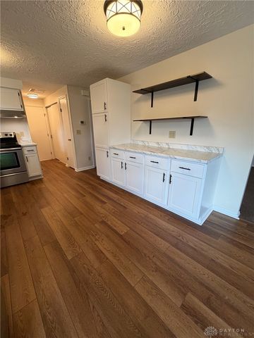 6512 Wildview Drive, Huber Heights, OH 45424