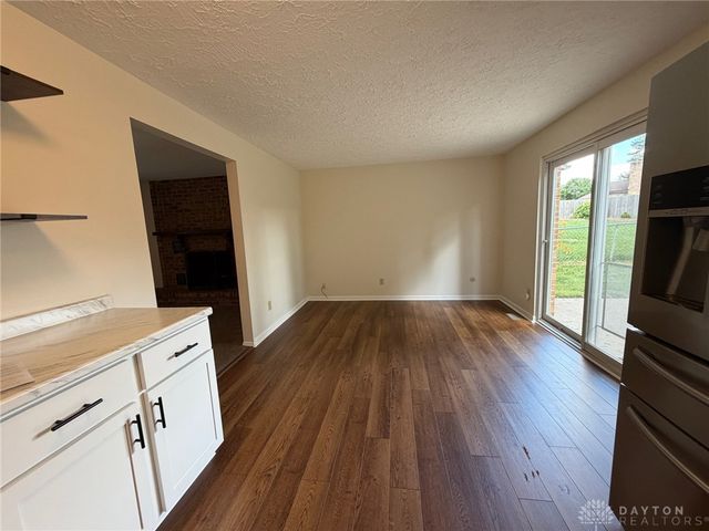 6512 Wildview Drive, Huber Heights, OH 45424
