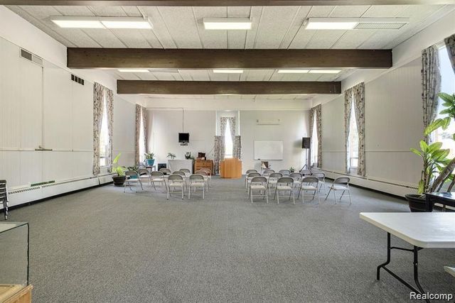 3202 FLUSHING Road, Flint, MI 48504