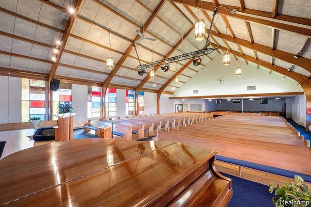 3202 FLUSHING Road, Flint, MI 48504