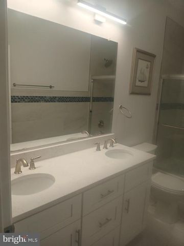 5201 CAROLYNS WAY, Linden, VA 22642