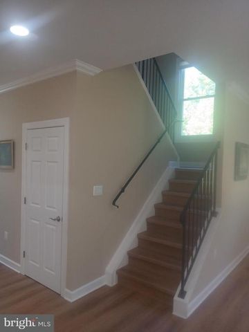 5201 CAROLYNS WAY, Linden, VA 22642