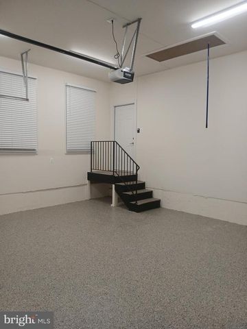 5201 CAROLYNS WAY, Linden, VA 22642