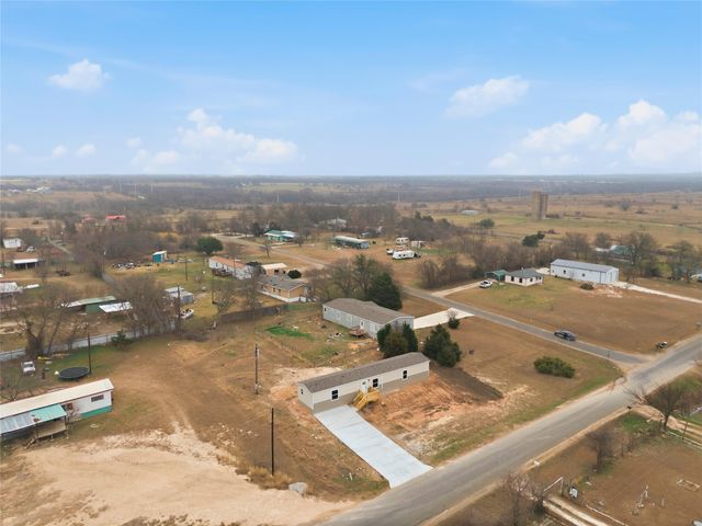 224 Derek Road, Eddy, TX 76524