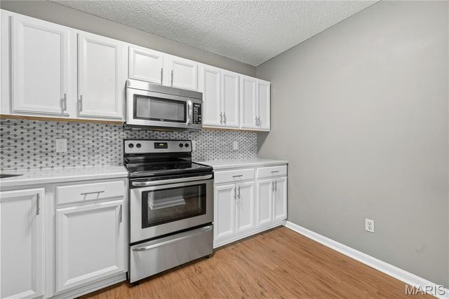 9169 N Swan Circle, Brentwood, MO 63144