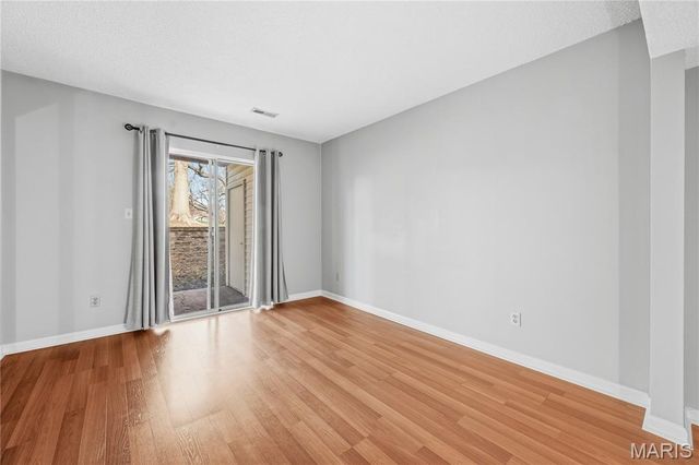 9169 N Swan Circle, Brentwood, MO 63144