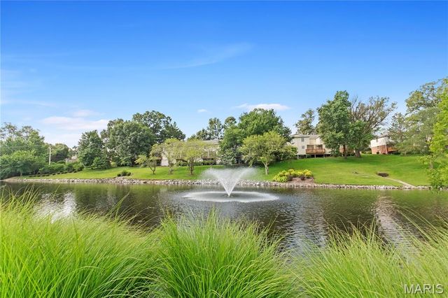 9169 N Swan Circle, Brentwood, MO 63144