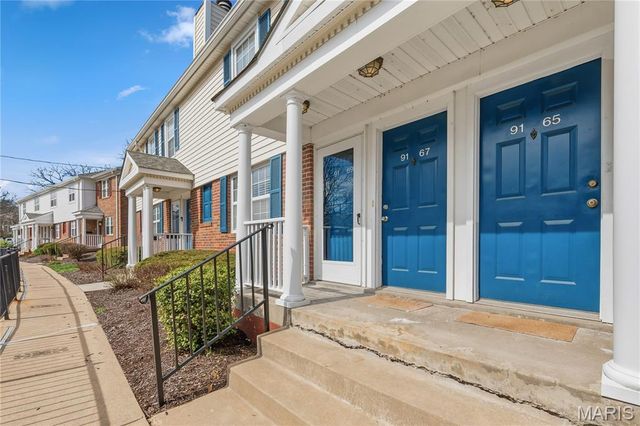 9169 N Swan Circle, Brentwood, MO 63144