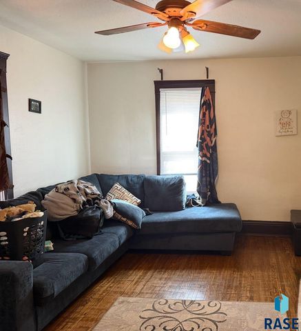 513 S Garfield St Street, Lennox, SD 57039