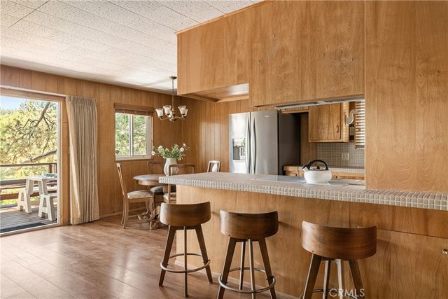 27668 W Shore, Lake Arrowhead, CA 92352