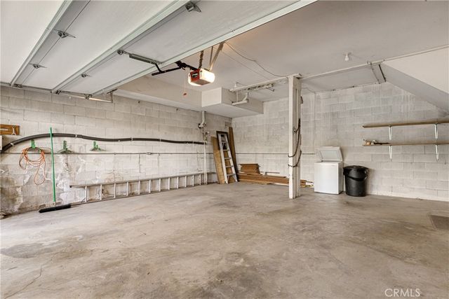 27668 W Shore, Lake Arrowhead, CA 92352