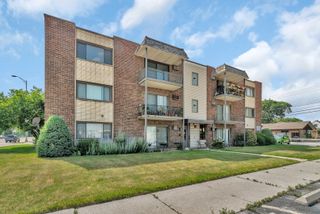 5724 111th Street 3A, Chicago Ridge, IL 60415
