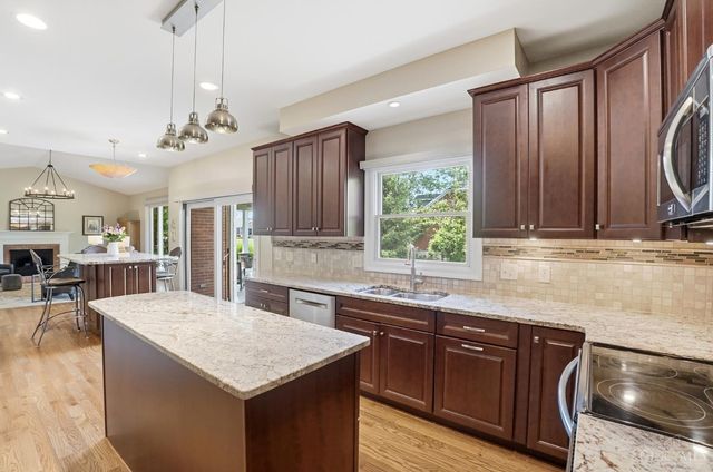 6488 Ships Cove, Miami Twp, OH 45140