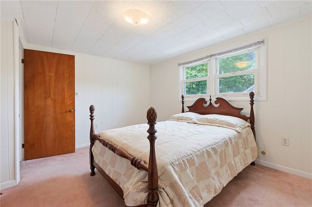 25 Hunter Drive, Cumberland, RI 02864