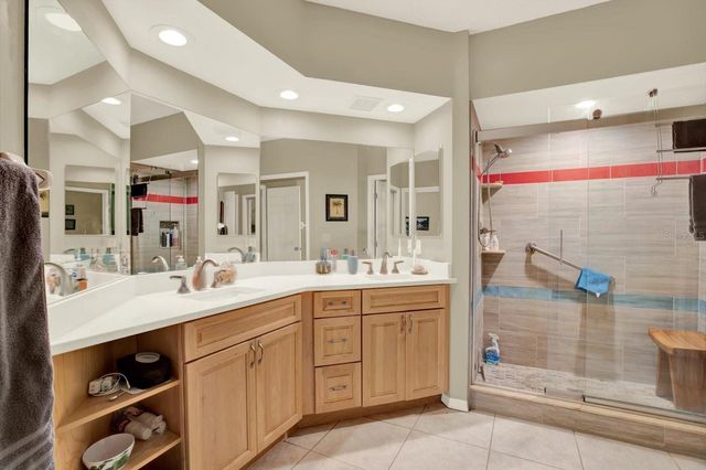 14880 SHIPWATCH TRACE 1912, Largo, FL 33774