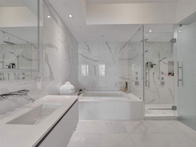 5500 Island Estates Dr 802, Aventura, FL 33160