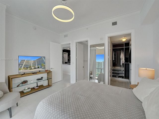 5500 Island Estates Dr 802, Aventura, FL 33160