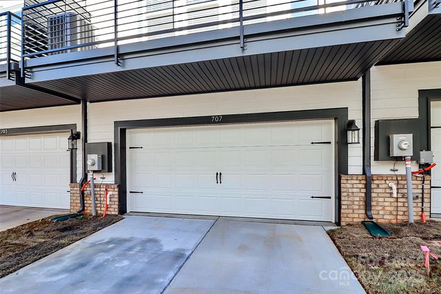 707 Hoke Lane, Davidson, NC 28036