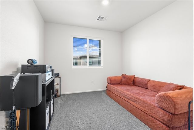 1128 Scarlet Sparrow Street, Henderson, NV 89011