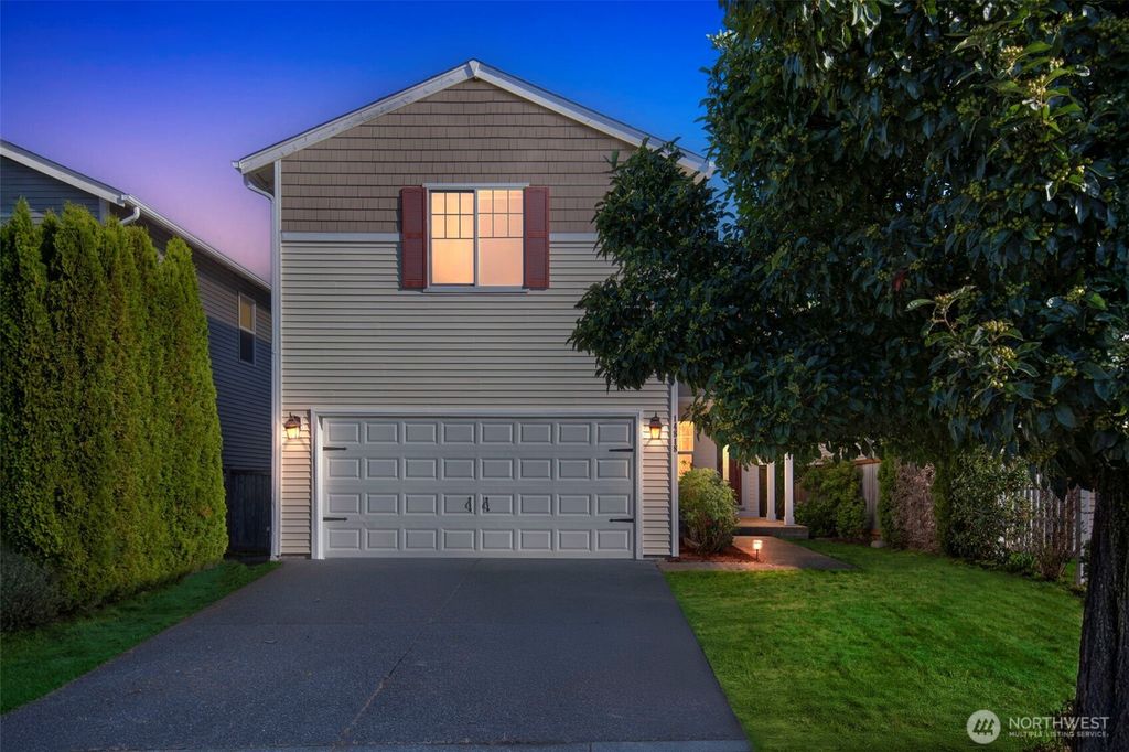 14818 99th Way SE, Yelm, WA 98597